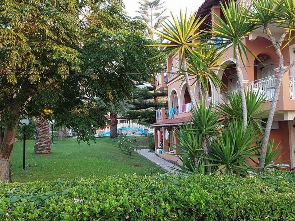 Hellens Village Almiros Beach エクステリア 写真